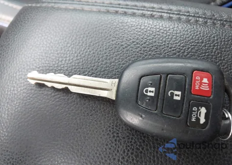 2017 Toyota Corolla Se из США, поврежденный, VIN 2T1BURHE2HC951416